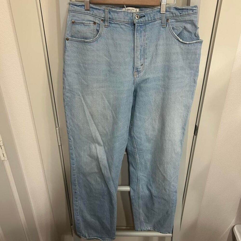 Abercrombie & Fitch 90s Straight Ultra High Rise 32 Short